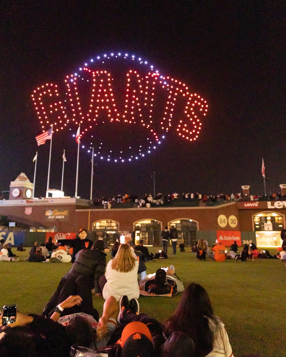 a drone show at Oracle Parjk showing the San Francisco Giants Logo