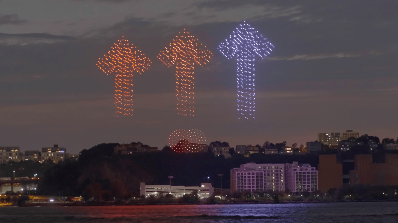 mastercard-stand-up-to-cancer-new-jersey-drone-show