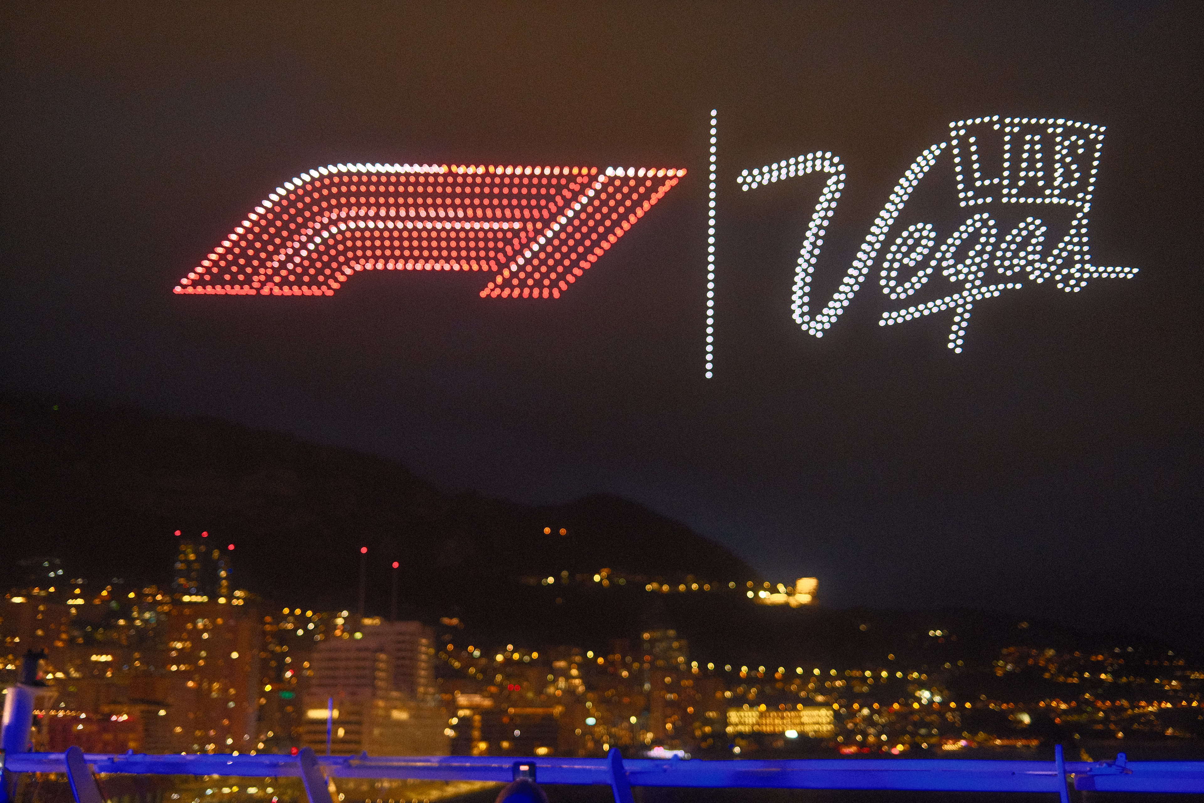 The Formula 1 and Las Vegas lockup rendered in drones as the finale