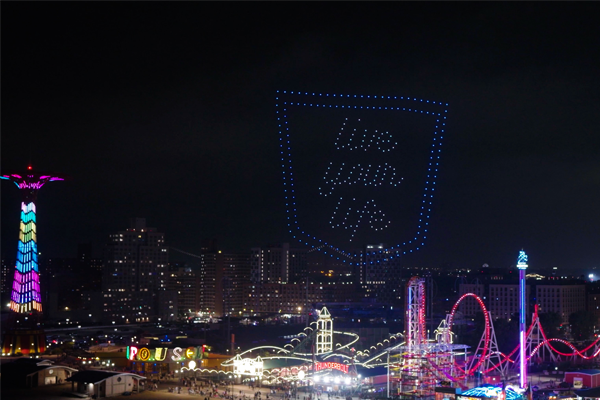 Sky Elements Flies Three Simultaneous Drone Shows for American Eagle
