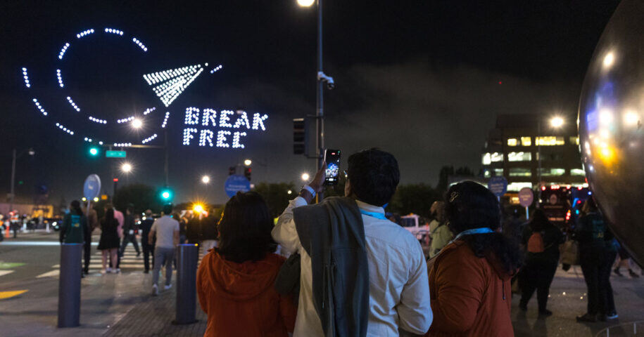 san-francisco-california-drone-shows-915x480-1