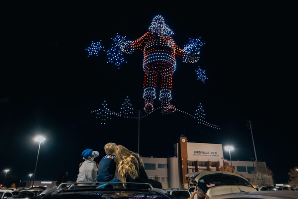 Sky Elements Holiday Drone Show Breaks Two Guinness World Records