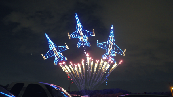 drone-show-4th-of-july-fighter-jets