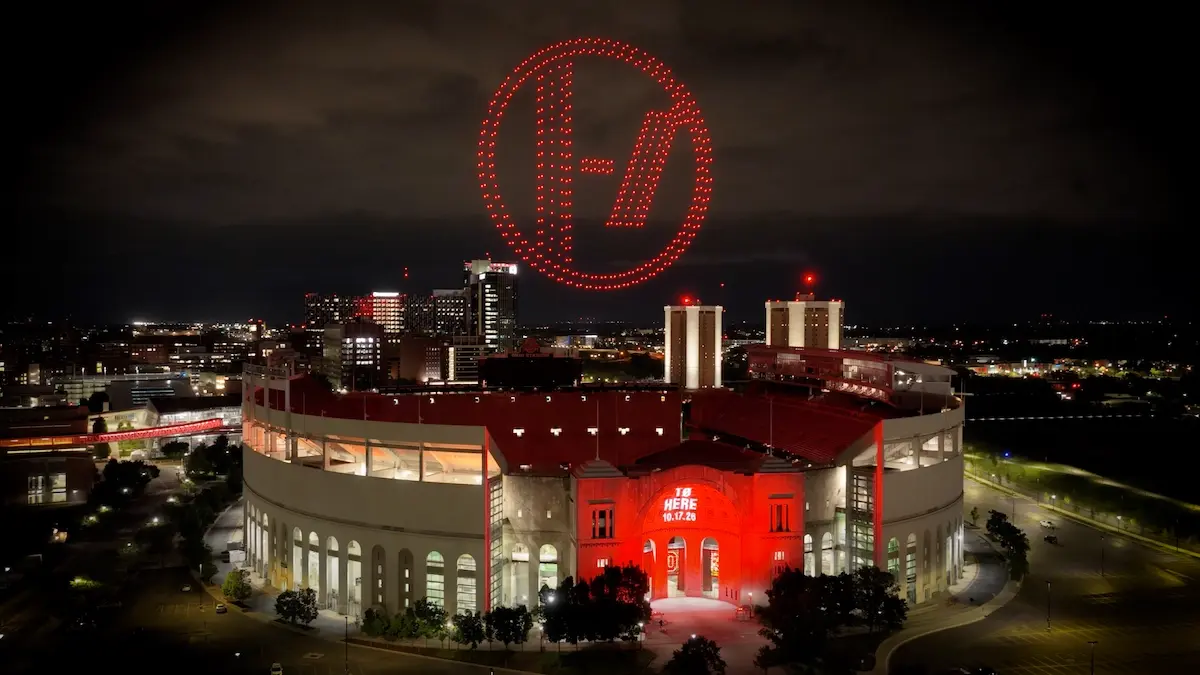 Twenty One Pilots drone light show